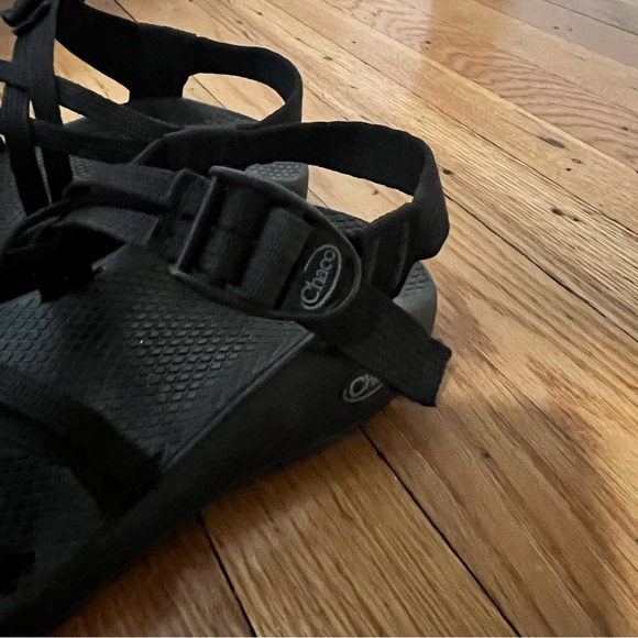 Chaco Black Sandals - Picture 3 of 6